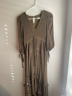 Flowy Olive High-Low V-Neck Maxi Dress with Tie Sleeves